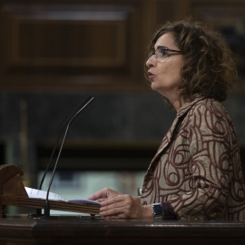 La ministra de Hacienda, María Jesús Montero este martes en el pleno del Congreso