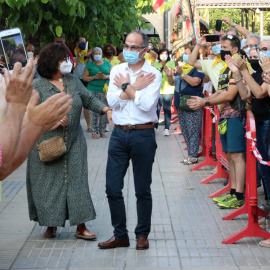 Jordi Turull quan va ser rebut al seu municipi, Parets del Vallès, després de rebre el tercer grau. ACN