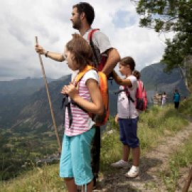 Ocho excursiones fáciles para hacer con niños este verano en Catalunya