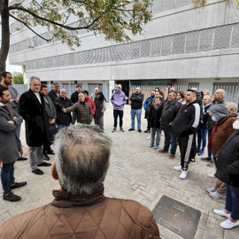 El vicepresidente segundo y conseller de Vivienda y Arquitectura Bioclimática, Héctor Illueca, y el alcalde de Sagunt (Valencia), Darío Moreno, en La Pinaeta.