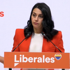 Inés Arrimadas anuncia que se presentará a las primarias de Ciudadanos si Bal "no recapacita" y "retira su candidatura"