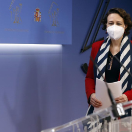 La presidenta de la mesa del Pacto de Toledo, Magdalena Valerio durante la rueda de prensa en el Congreso este martes tras el acuerdo para reformar el sistema de pensiones, un consenso que tiene lugar cuando este organismo celebra "sus bodas