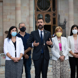 El conseller de Empresa y Trabajo de la Generalitat, Roger Torrent, interviene a su salida del Tribunal Superior de Justicia de Cataluña donde ha acudido para declarar por presunta desobediencia.