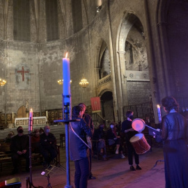 Un moment del concert a la basílica de Santa Maria del Pi de Barcelona.