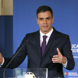 02/07/2018.- El presidente del Gobierno español, Pedro Sánchez, durante la rueda de prensa ofrecida hoy en Lisboa con el primer ministro portugués, Antonio Costa, tras mantener una reunión bilateral .EFE/Ballesteros