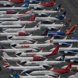 Decenas de aviones Boeing 737 MAX en tierra, estacionados en el Aeropuerto Internacional del Condado de Grant, en Moses Lake (Washington, EEUU).. REUTERS / Lindsey Wasson