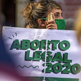 Manifestación a favor de la legalización del aborto en Argentina.