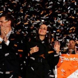 Rivera y Arrimadas celebran en Barcelona el resultado de Ciudadanos. REUTERS/Eric Gaillard