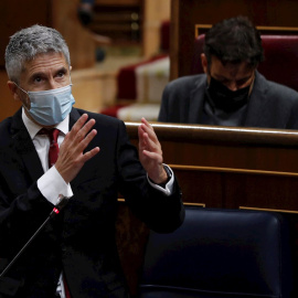 El ministro del Interior, Fernando Grande Marlaska, durante su intervención en la sesión de control al Ejecutivo, este miércoles en el Congreso.