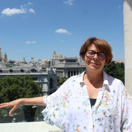 Inés Sabanés, en la azotea del Ayuntamiento de Madrid. ERLY QUIZHPÉ