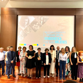 Foto de familia del acto 'Reconocimiento y Memoria Democrática de las Mujeres'