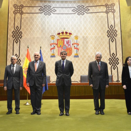 Los presidentes eméritos del Tribunal Constitucional, con Pedro González-Trevijano, en el centro de la imagen, el 7 de marzo de 2022