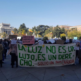 Vecinas exigen luz para la Cañada Real, en una imagen de archivo.