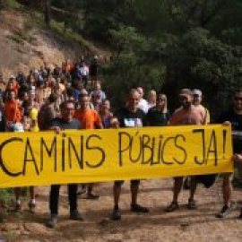 Acció ecologista per reivindicar l'obertura del camí de ronda entre Lloret i Tossa