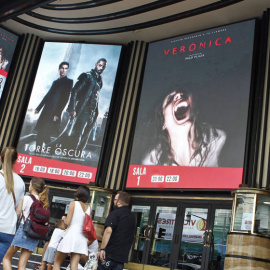 Cartelera de los cines Capitol en Madrid. EFE/Archivo