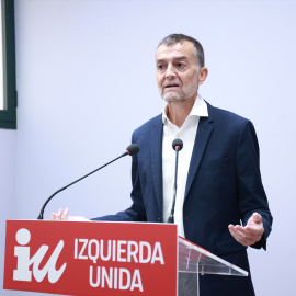 El coordinador federal de Izquierda Unida, Antonio Maíllo, durante una rueda de prensa.