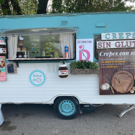 La primera ‘food track’ de crepes de Red Madre lleva tres fines de semana instalada en el Parque Grande de Zaragoza.