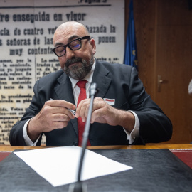 El exasesor del exministro José Luis Ábalos, Koldo García, comparece en la Comisión del Senado sobre la investigación de las mascarillas durante el COVID-19, a 22 de abril de 2024.