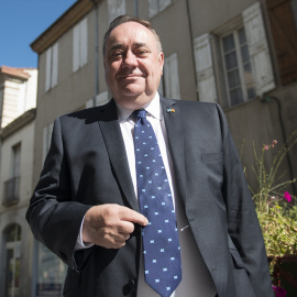 El exprimer ministro escocés Alex Salmond, antes de dar la conferencia ‘El derecho a la independencia’, en el Teatro Lido