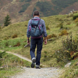 El equipo fundamental para hacer senderismo en montaña