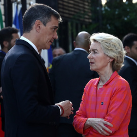 El presidente del Gobierno, Pedro Sánchez y la presidenta de la Comisión Europea, Ursula von der Leyen, en una imagen de archivo.