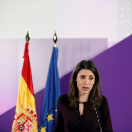 La ministra de Igualdad, Irene Montero, interviene este lunes en el acto institucional con motivo del 8 de marzo.