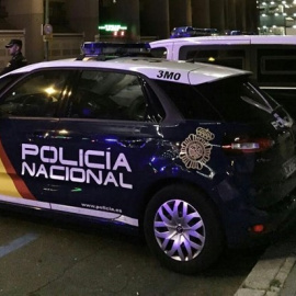 Imagen de archivo de un coche de la Policía Nacional. - EFE