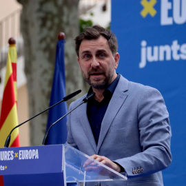 El candidat de Junts al 9-J, Toni Comín, en l'acte de final de campanya a Cotlliure