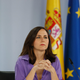 La ministra de Derechos Sociales y Agenda 2030, Ione Belarra, durante la rueda de prensa posterior a la reunión del Consejo de Ministros celebrada este martes en La Moncloa.