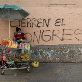 Pintada en una de las calles de Lima pidiendo cierre del Congreso a 13 de diciembre de 2022