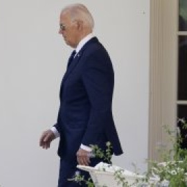 Biden tira la tovallola, anuncia que es retira de la cursa per la Casa Blanca i dóna suport a Kamala Harris com a candidata