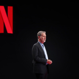 Fotografía de archivo fechada el 25 de noviembre de 2019 que muestra al alto ejecutivo de Netflix Reed Hastings durante la Cumbre de Innovación Cultural 2019 en el Centro de Convenciones y Exposiciones de Busan (BEXCO).