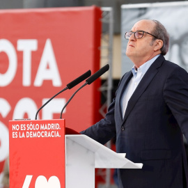 El candidato socialista a la Comunidad de Madrid, Ángel Gabilondo, durante un acto de campaña en Getafe, este domingo.