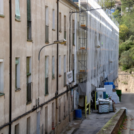 La colònia de Cal Marçal, al Berguedà, està rehabilitant tots els seus pisos