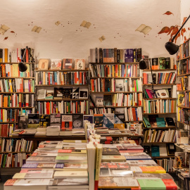 Interior de la librería Fahrenheit 451.