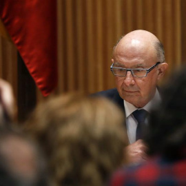 El ministro de Hacienda, Cristóbal Montoro, durante la presentación en el Congreso de los Diputados del proyecto de Presupuestos Generales del Estado para 2018. - EFE