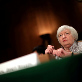 La presidenta de la Reserva federal (Fed), Janet Yellen, durante una comparecencia en el Senado estadounidense. REUTERS/Carlos Barria