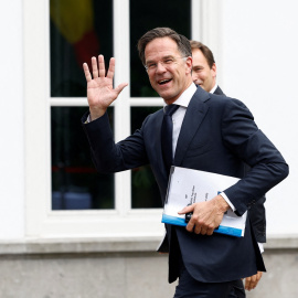 El primer ministro neerlandés, Mark Rutte, a su llegada a una reunión con el presidente de la OTAN, en La Haya, a 27 de junio de 2023.