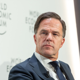 El primer ministro de los Países Bajos, Mark Rutte, asiste a la sesión Finding Europe's New Growth durante la reunión anual del Foro Económico Mundial 2023 en Davos.