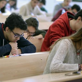 Estudiantes universitarios en una imagen de archivo