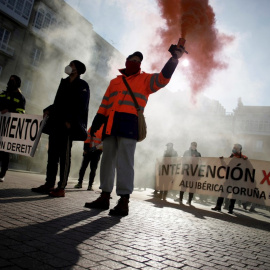 Trabajadores de Alu Ibérica, antigua Alcoa en A Coruña, en una manifestación.