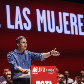 15/07/2023 - El presidente del Gobierno de España, y candidato a la reelección, Pedro Sánchez, interviene durante un mitin electoral en el Palacio de Congresos, a 15 de julio de 2023, en València.