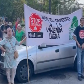 Así ha sido el desahucio  de las 18 familias del Edificio Dignidad de Móstoles