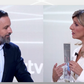 Los momentos más destacados de Yolanda Díaz y Pedro Sánchez frente a Santiago Abascal en el debate de RTVE