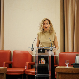 La presidenta del Congreso, Meritxell Batet, interviene durante un acto de recuerdo y homenaje a las víctimas del terrorismo, en el Congreso de los Diputados, a 27 de junio de 2023, en Madrid (España).