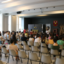 01/07/2023 - Una de les aules on s'han fet les proves d'oposicions de la Generalitat, a l'Institut Joan Brossa de Barcelona.