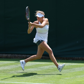 Linda Fruhvirtová durante el Campeonato de Wimbledon 2023 el 3 de julio de 2023.