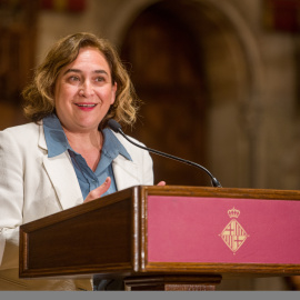 19/5/22-La alcaldesa de Barcelona, Ada Colau; interviene durante la inauguración de la festividad de Sant Jordi, en el Saló de Cent del Ayuntamiento, a 23 de abril de 2022, en Barcelona, Cataluña, (España)