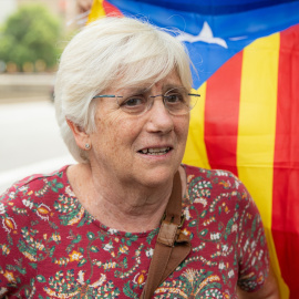 Clara Ponsatí, eurodiputada de Junts y exconsellera, sale de la Ciutat de la Justícia de Barcelona tras prestar declaración.