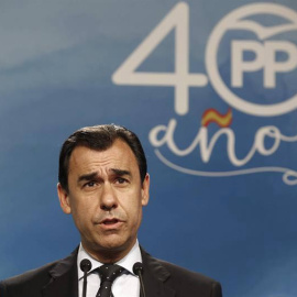 El coordinador general del PP, Fernando Martínez-Maíllo, durante la rueda de prensa ofrecida al término de la reunión del Comité de Dirección del PP. | Paco Campos (EFE)